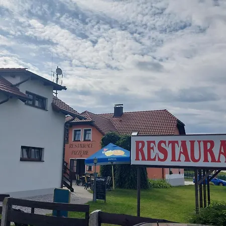 A Restaurace U Strnada 3*