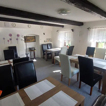 Guest house A Restaurace U Strnada 3*